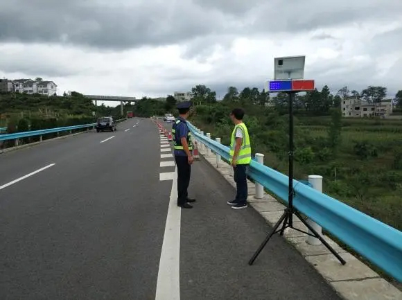 宁波高速公路钢护栏